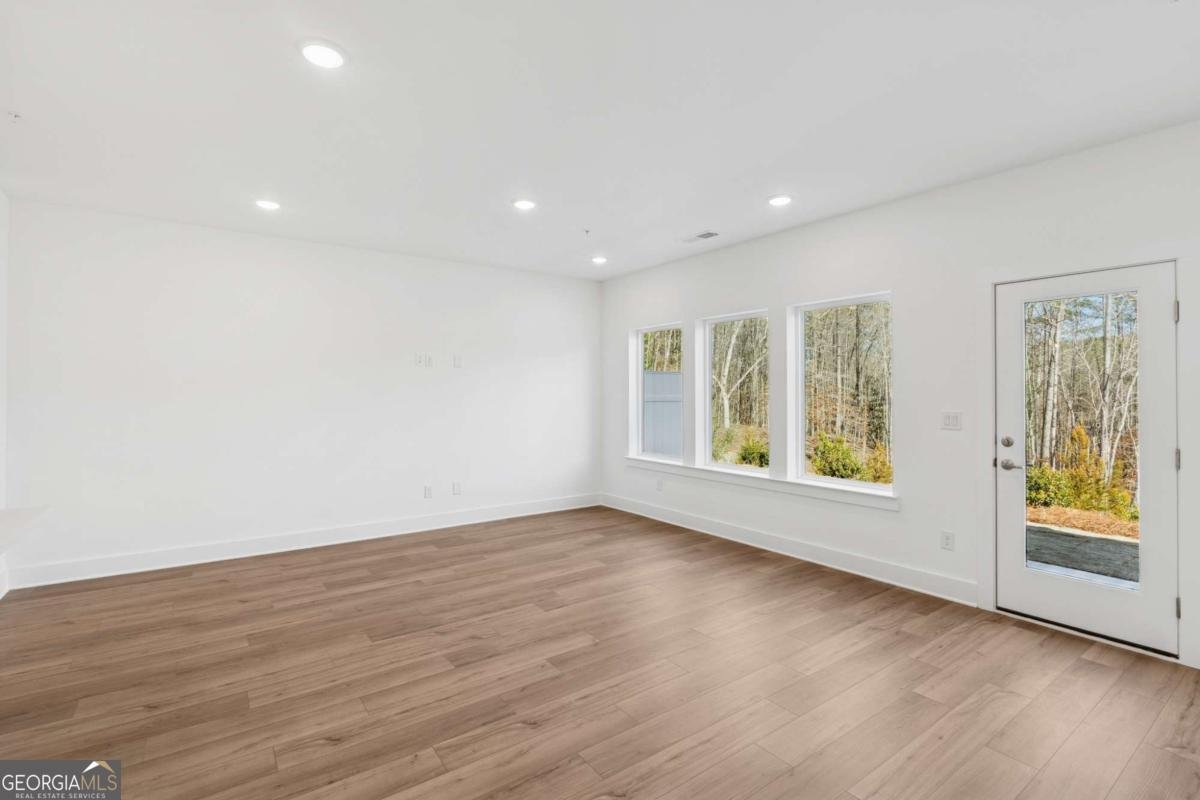 454 Laurelwood Lane Canton - Photo 8