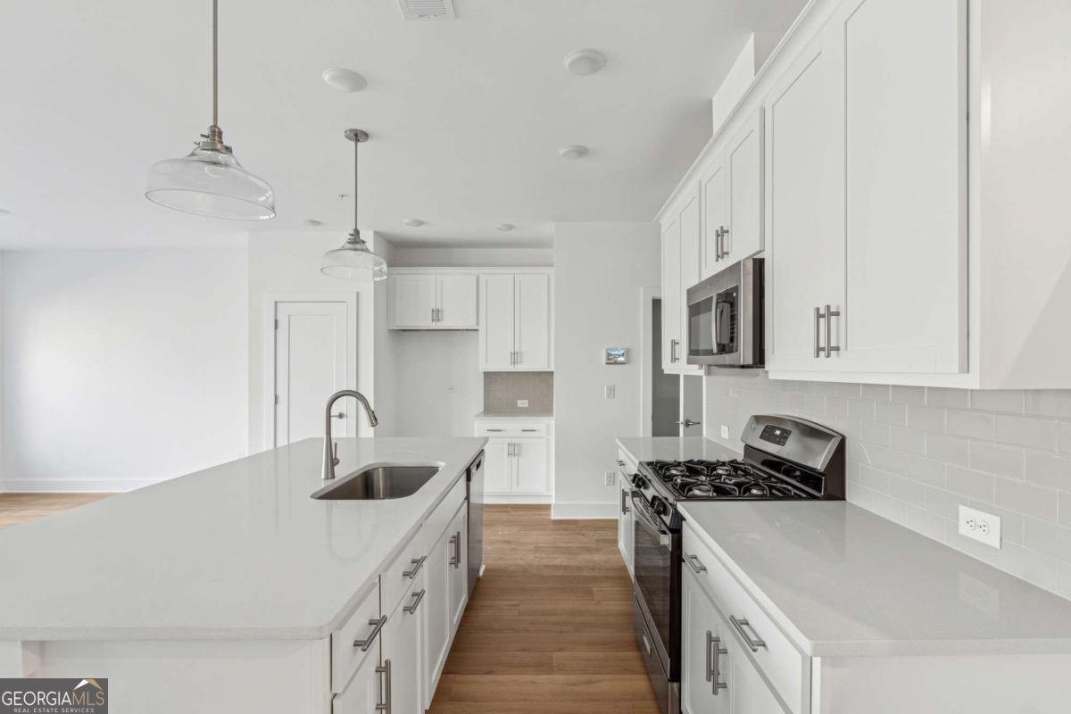 446 Laurelwood Lane Canton - Photo 6