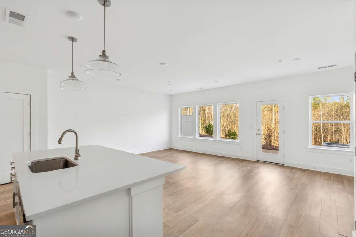 446 Laurelwood Lane Canton - Photo 7