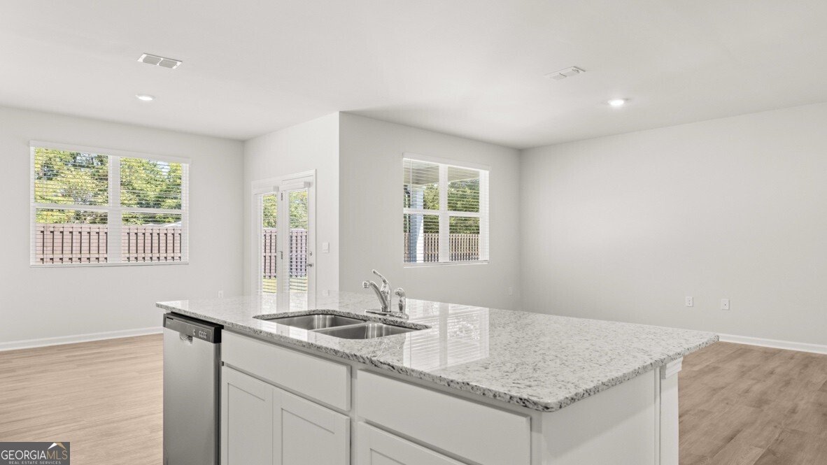 8197 Elkhorn Drive Fairburn - Photo 7