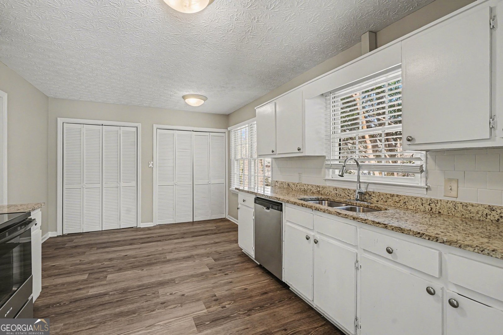 2060 Lost Forest Lane Conyers - Photo 6