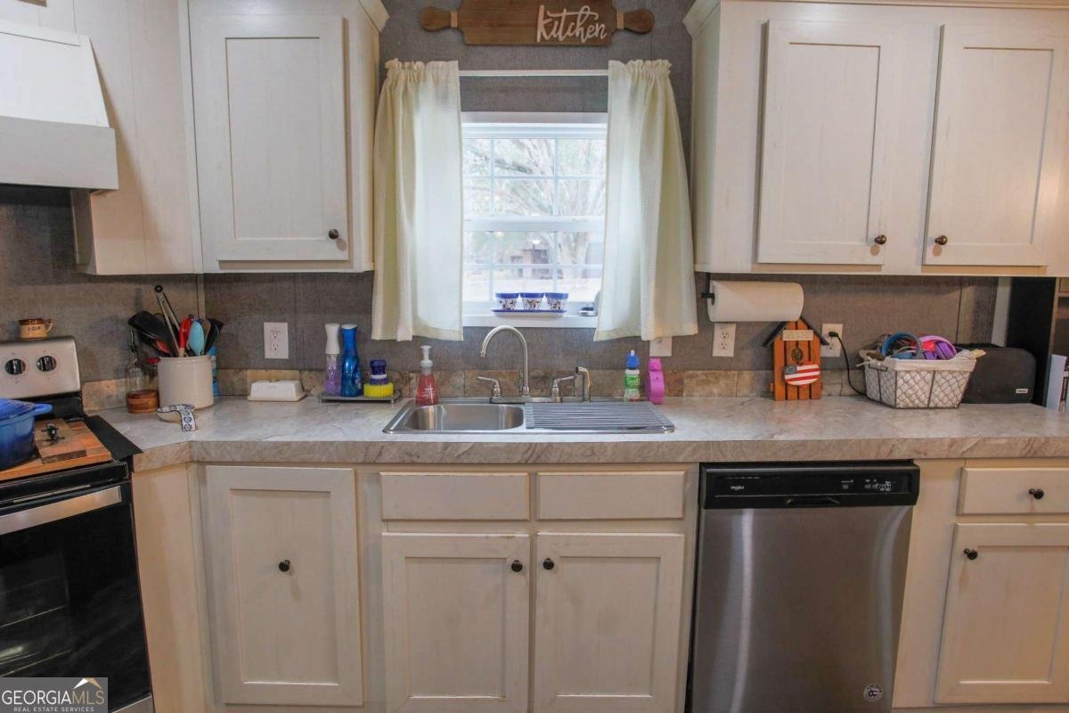 4985 Hwy 169 Glennville - Photo 8