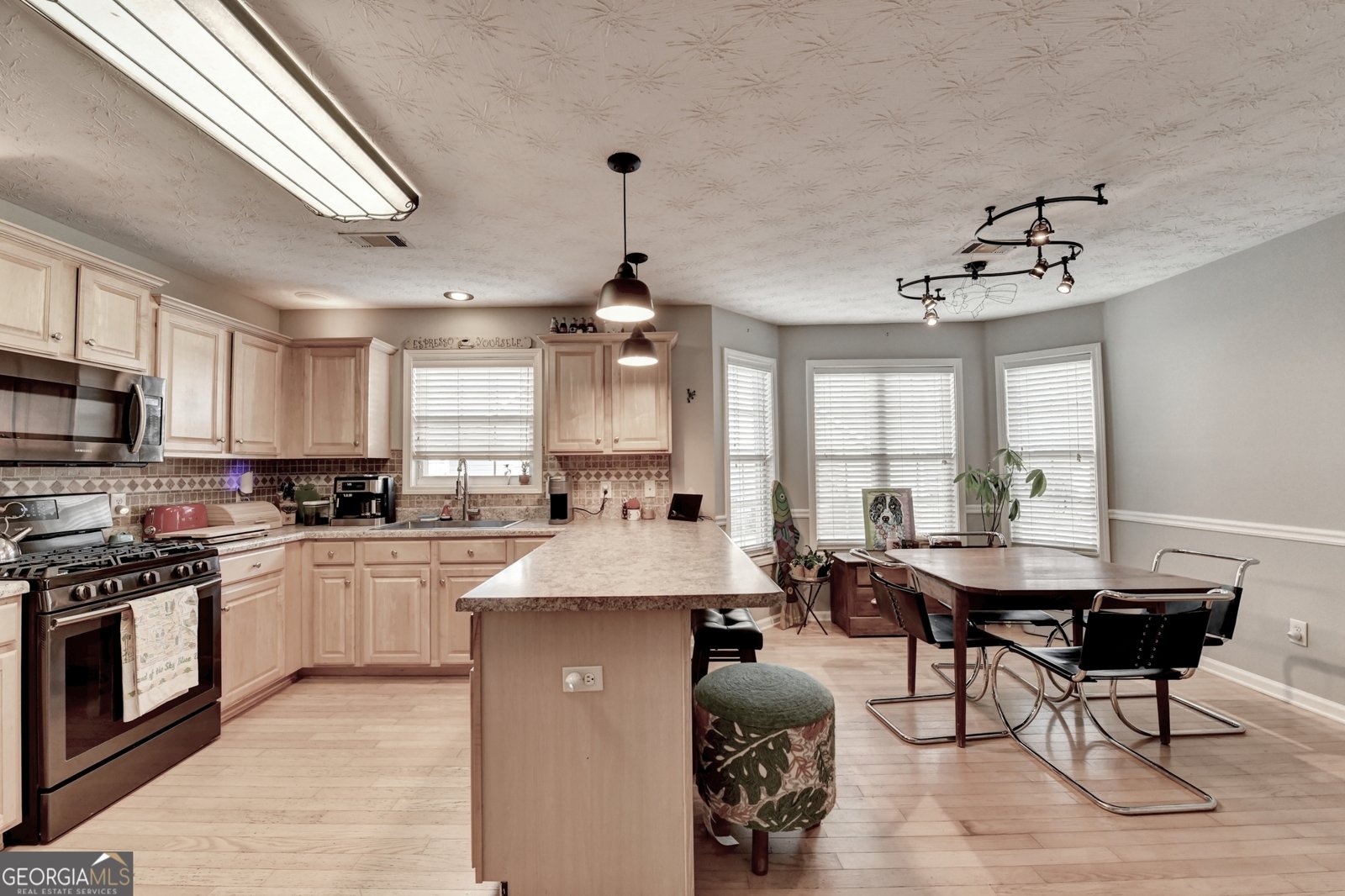 8415 Meadowgrove Lane Gainesville - Photo 18