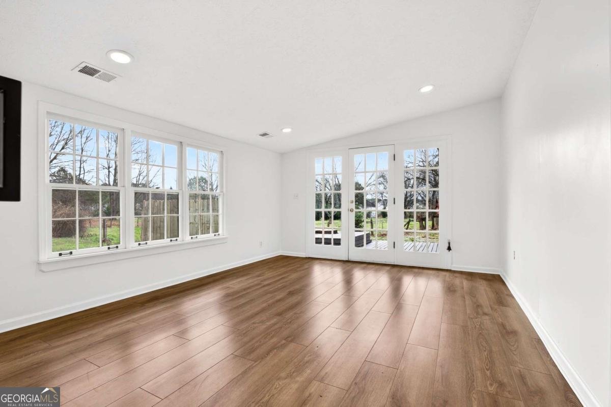 4927 Salem Road Covington - Photo 21