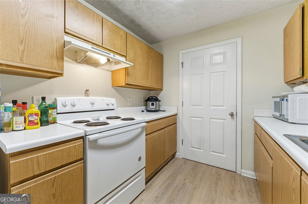 1202 Fairington Village Drive Lithonia - Photo 11