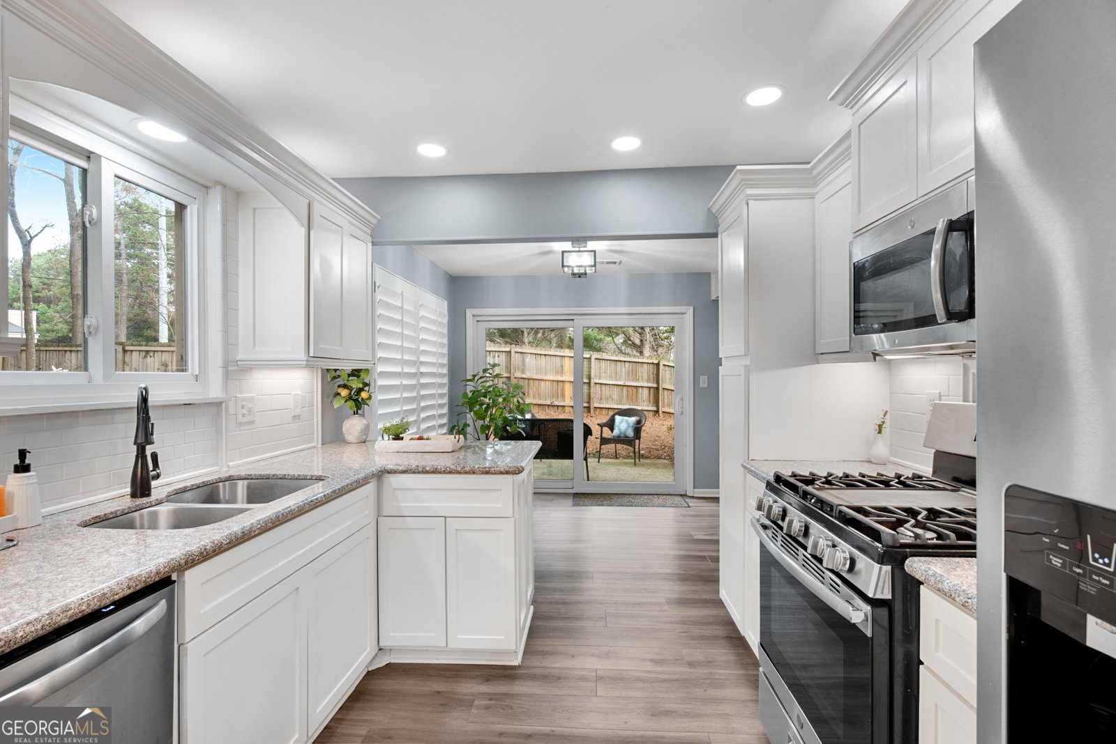 860 Waterbrook Court Roswell - Photo 12