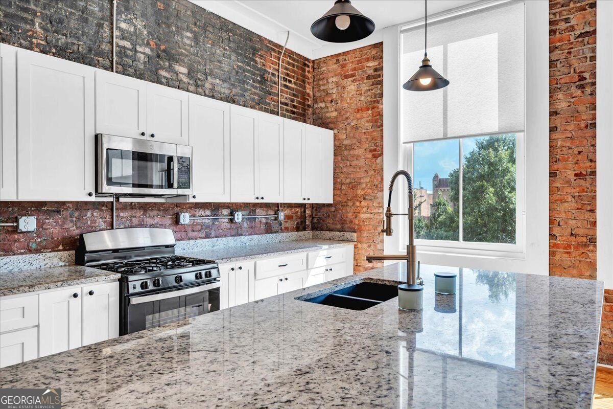 565 Poplar Street Macon - Photo 13