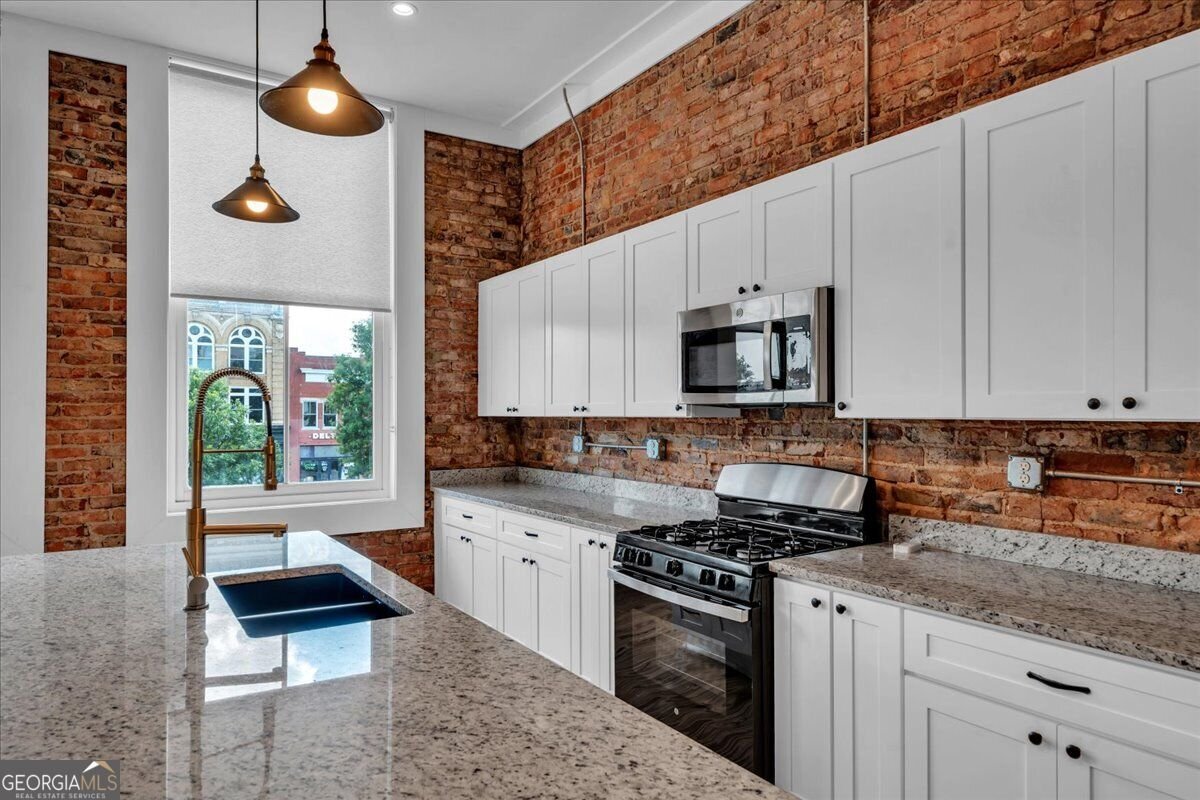565 Poplar Street Macon - Photo 38