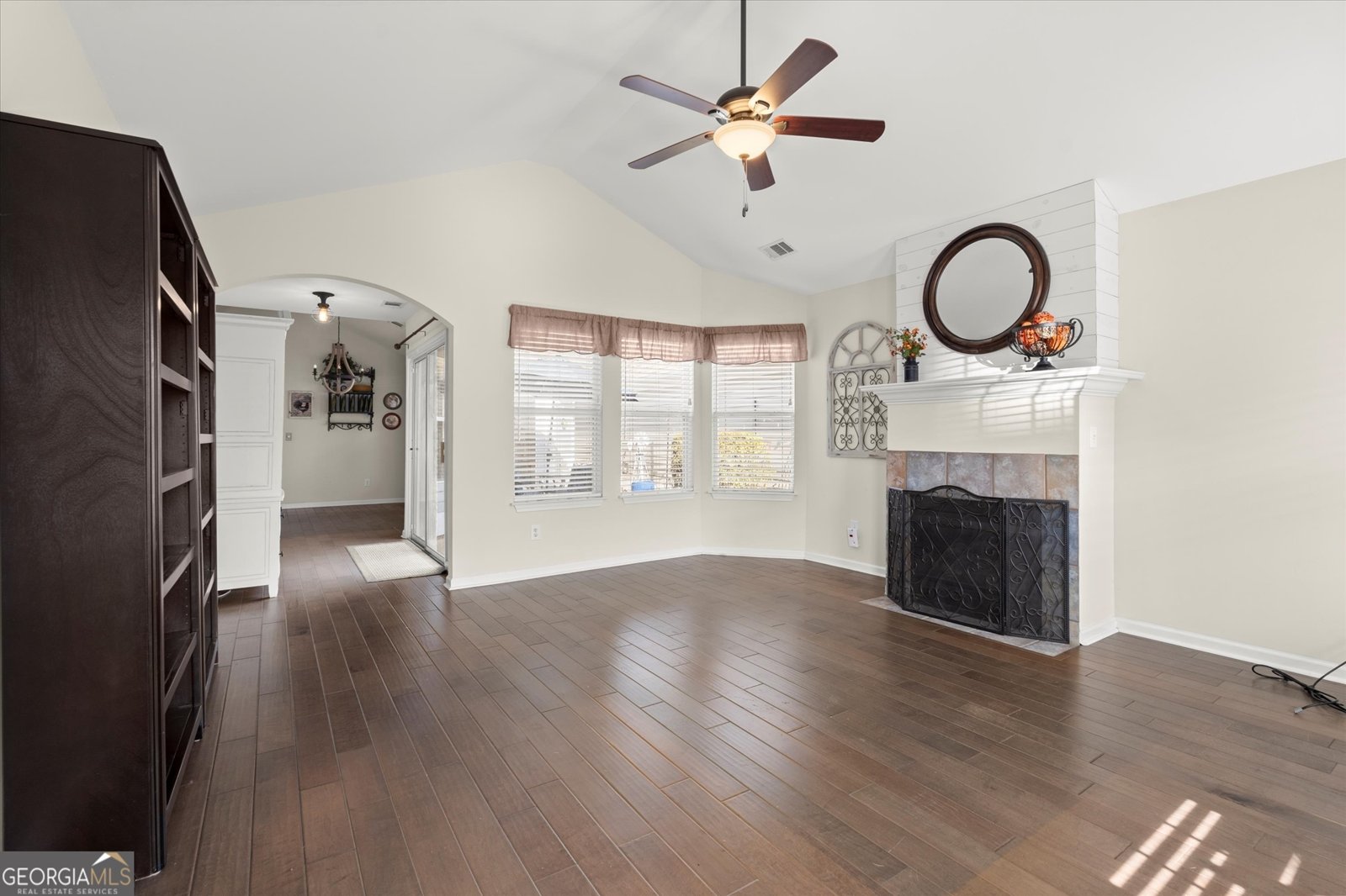 221 Rose Cottage Drive Woodstock - Photo 6