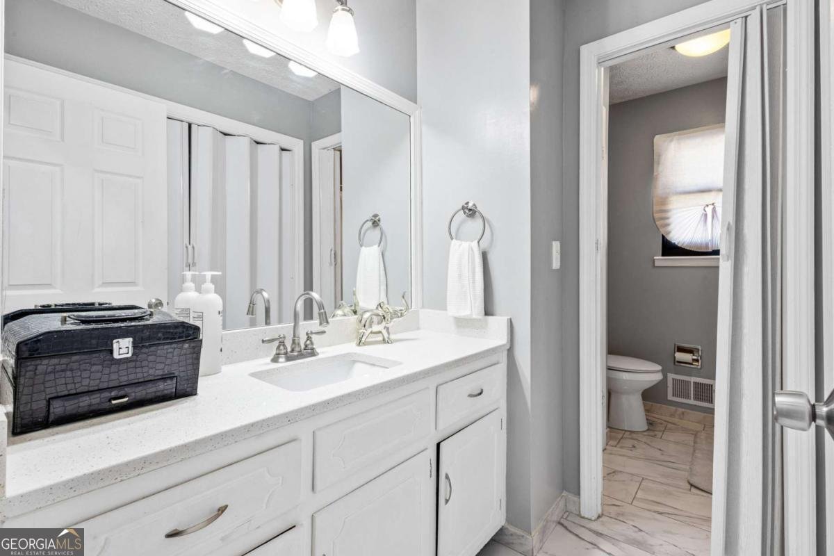 5232 Pine Way Road Powder Springs - Photo 10