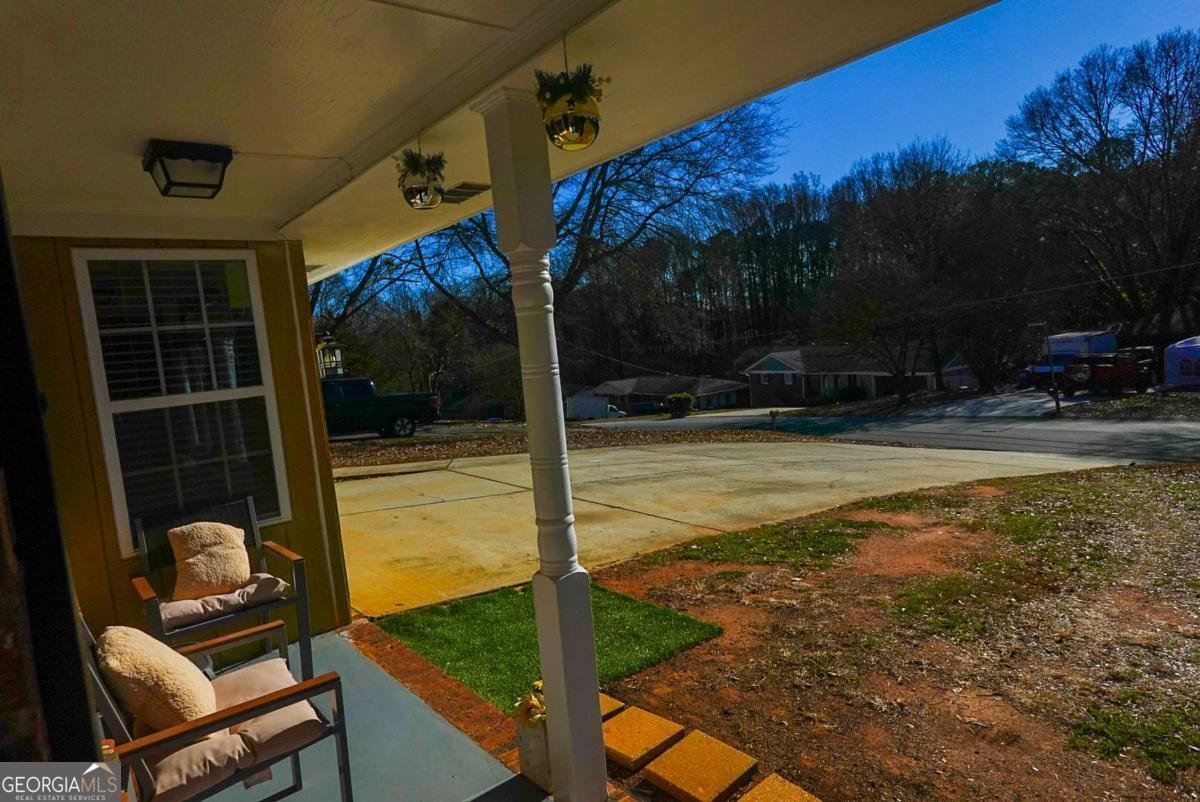 2671 Kings Circle Lawrenceville - Photo 11