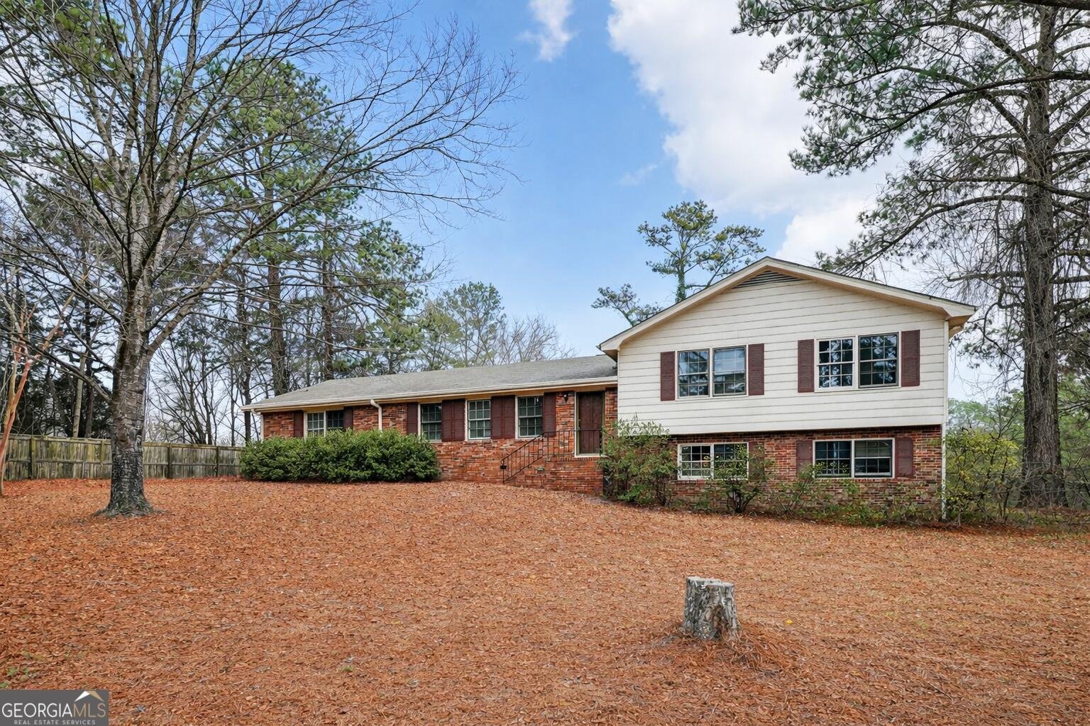 3026 Hidden Forest Drive Snellville - Photo 1