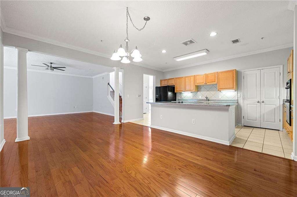 2015 Barrett Lakes Boulevard Kennesaw - Photo 7