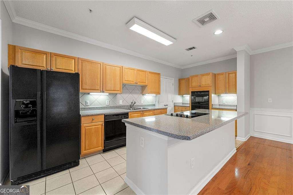 2015 Barrett Lakes Boulevard Kennesaw - Photo 9