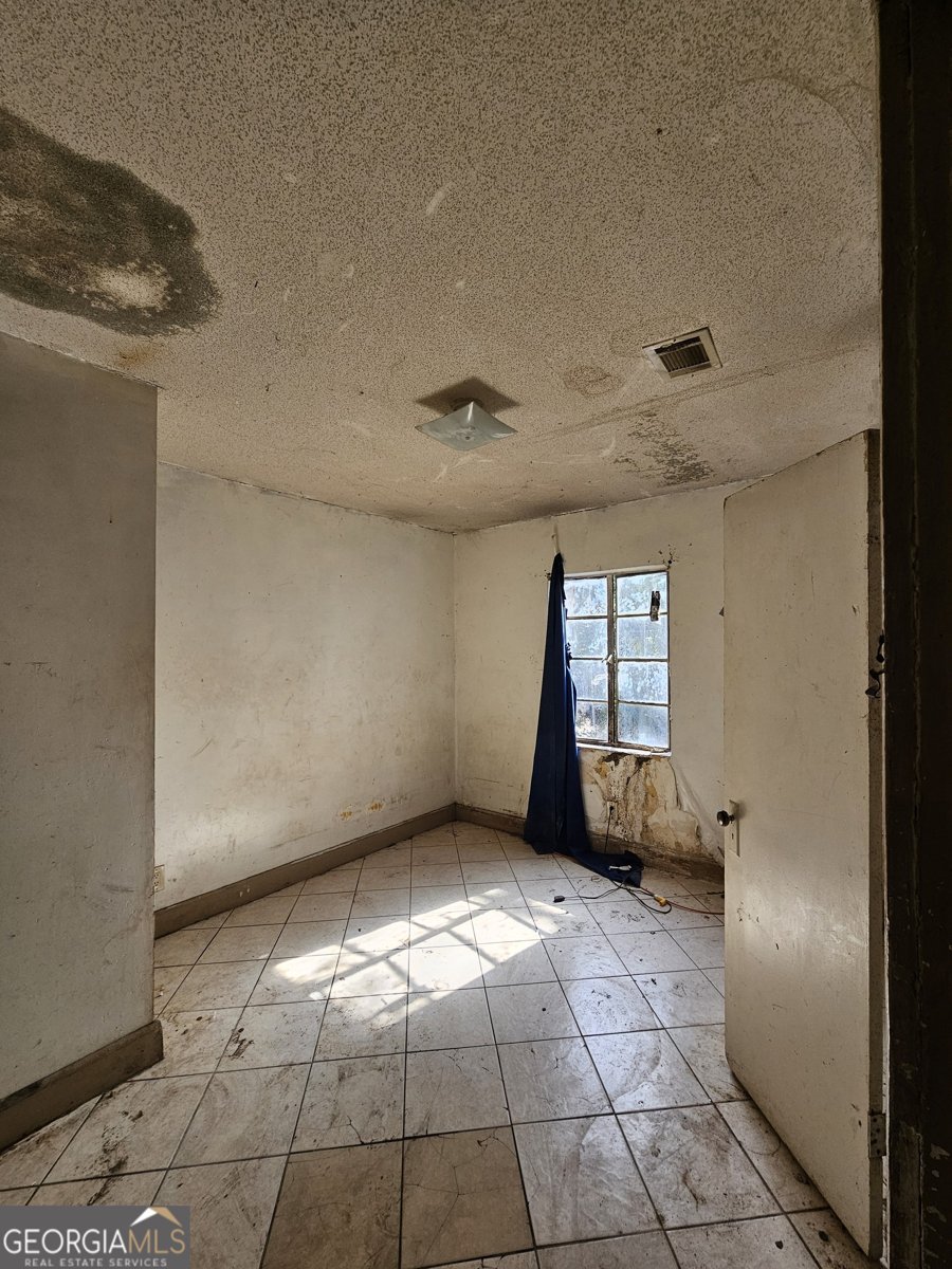 2411 Harden Street Savannah - Photo 18