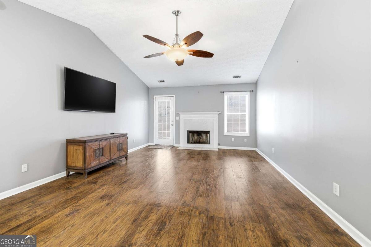 4758 Eagle Watch Drive Flowery Branch - Photo 6