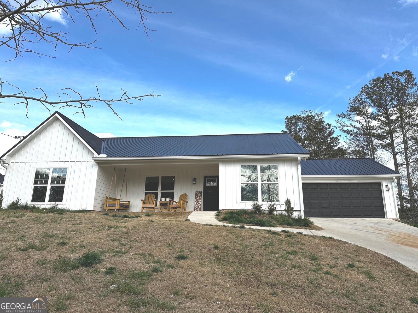 215 Almon Avenue Tallapoosa - Photo 1