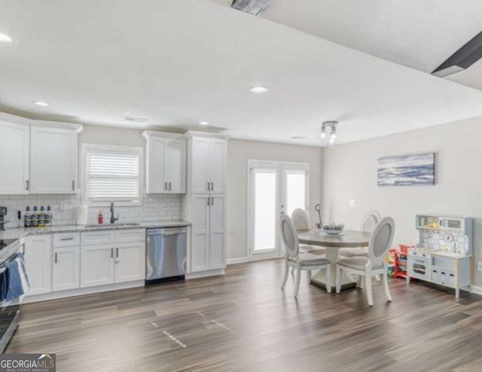 3161 Stone Mountain Street Covington - Photo 10