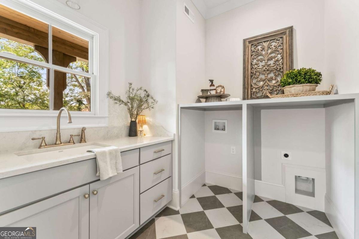 419 Campbell Hill Street Marietta - Photo 18