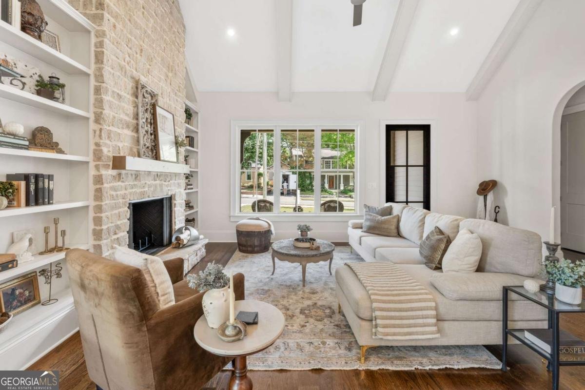 419 Campbell Hill Street Marietta - Photo 7