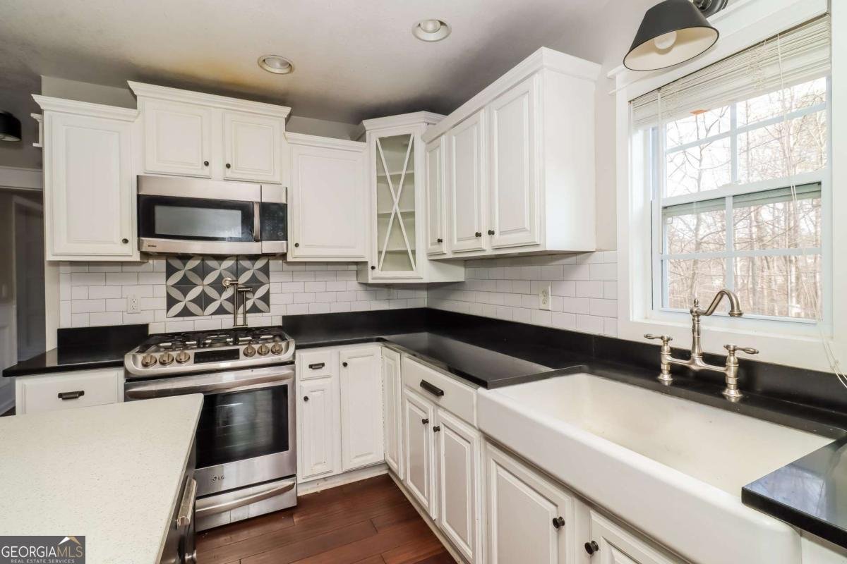 1108 Cool Springs Drive Kennesaw - Photo 11