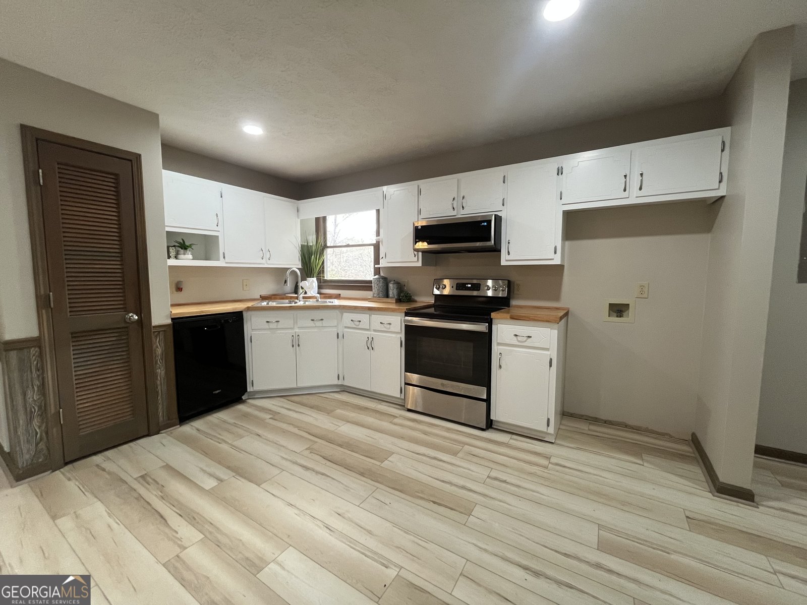 172 Fred Henry Lane Clayton - Photo 8