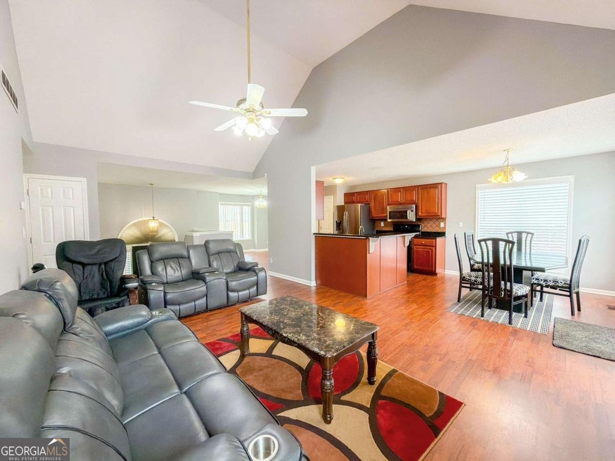 2950 Mandy Court Jonesboro - Photo 9