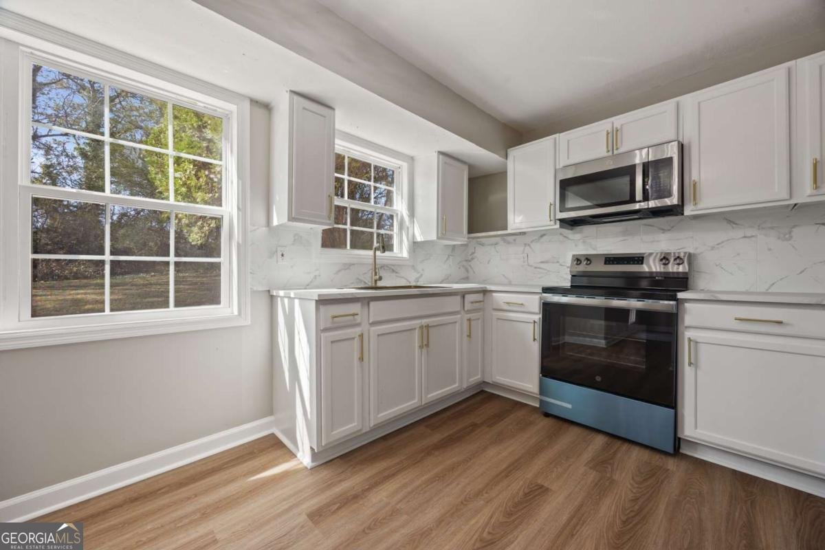 4051 Seven Hills Court Stone Mountain - Photo 12