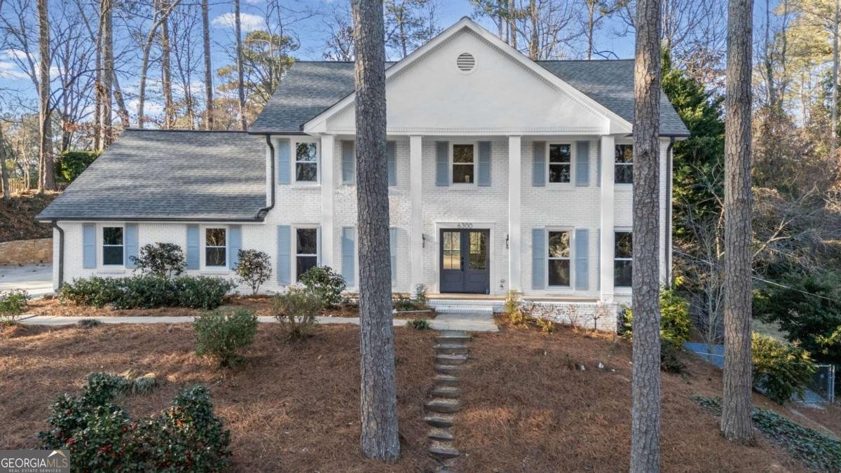 6300 Mountain Brook Lane Atlanta - Photo 1