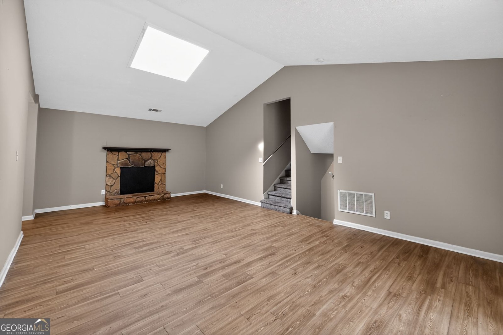 1015 Nimblewood Way Stone Mountain - Photo 8