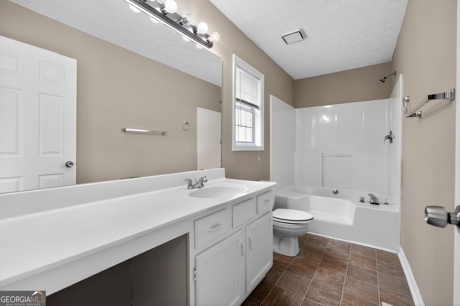 205 Pineknoll Court Ellenwood - Photo 25