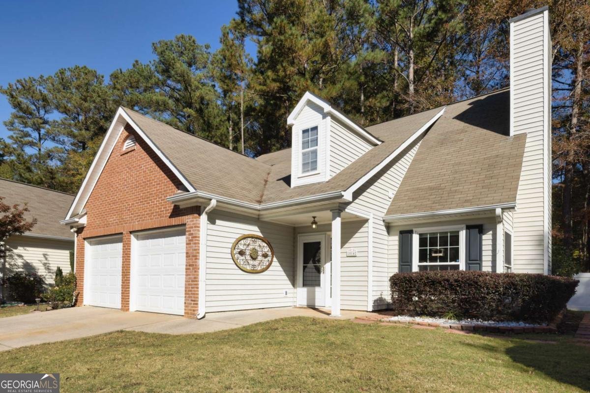514 Clearwater Cove Peachtree City - Photo 1