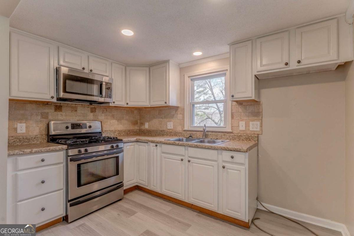 653 Fairview Road Ball Ground - Photo 12