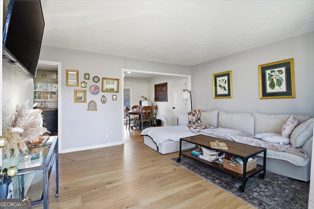 414 Hemlock Drive Lawrenceville - Photo 6