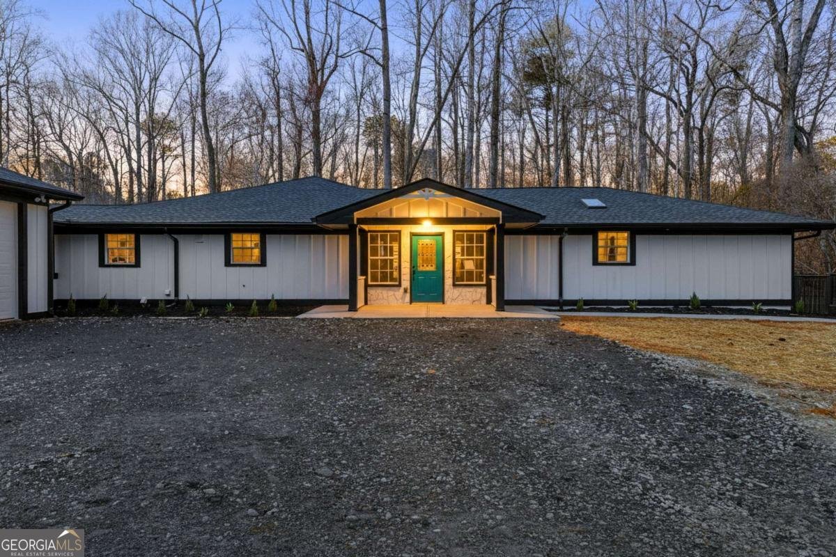 1700 Flat Shoals Road Conyers - Photo 1