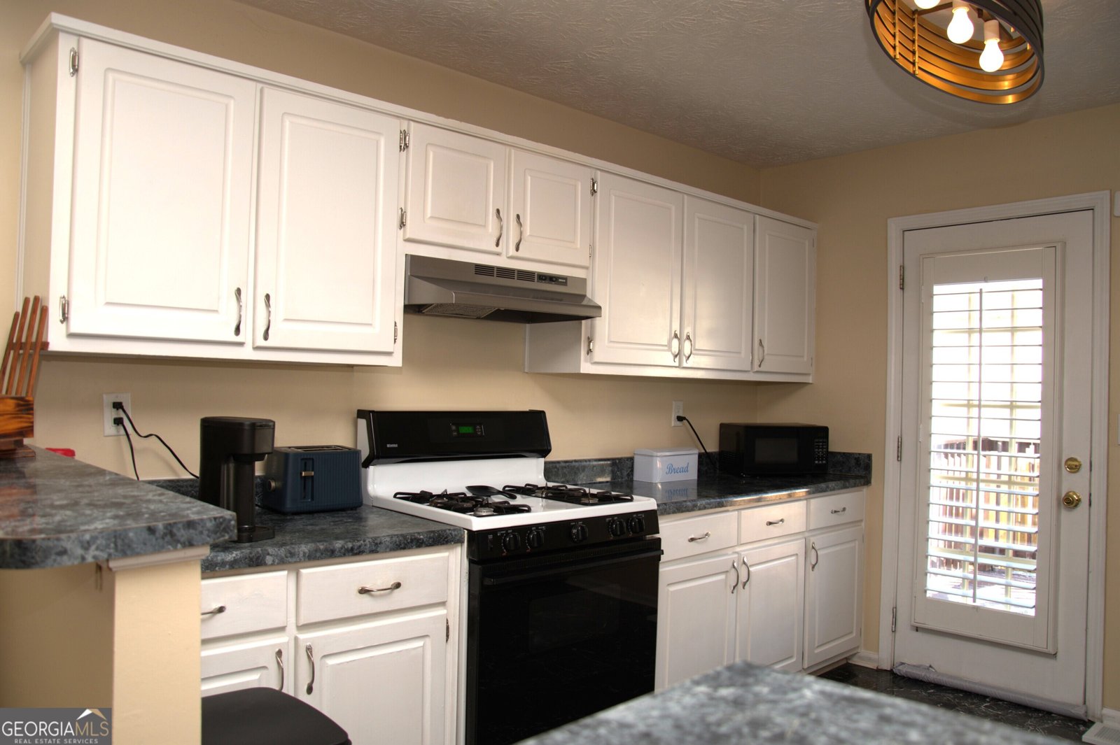 5718 Hidden Brook Circle Atlanta - Photo 6