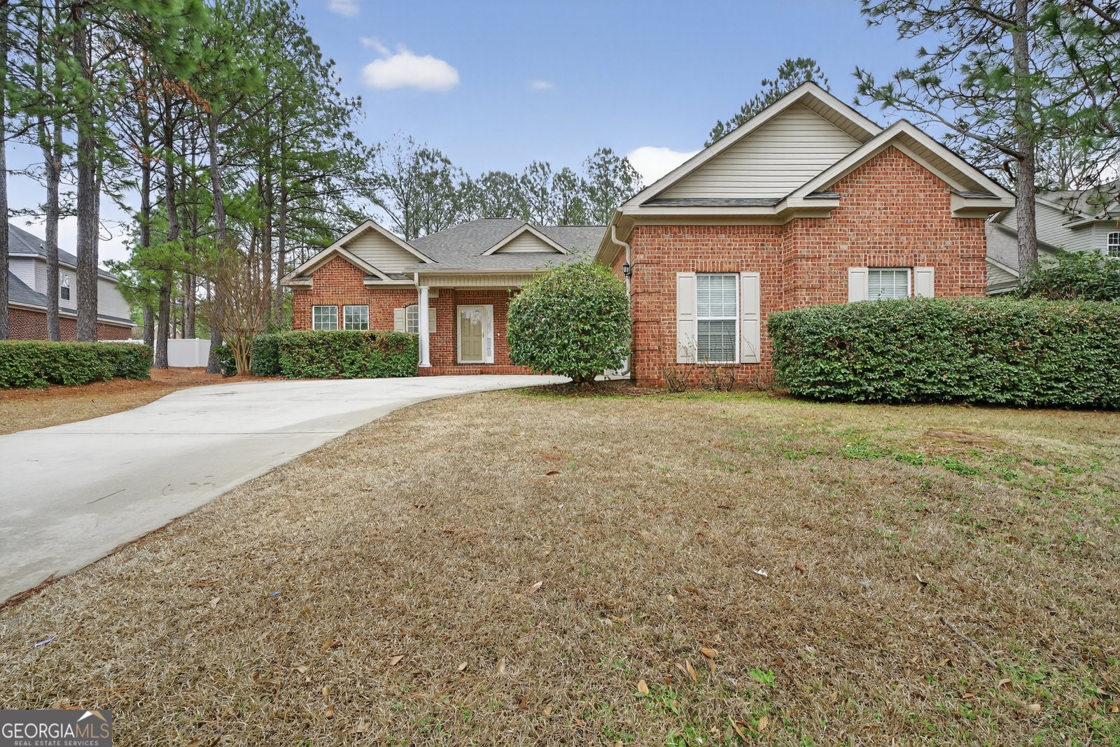 122 Shadow Lawn Drive Byron - Photo 1