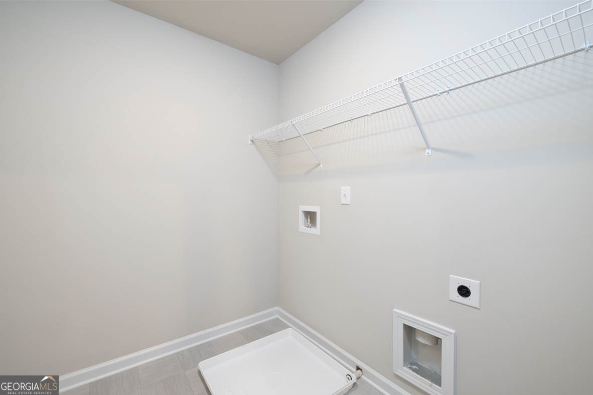 652 Whitman Lane Stockbridge - Photo 9