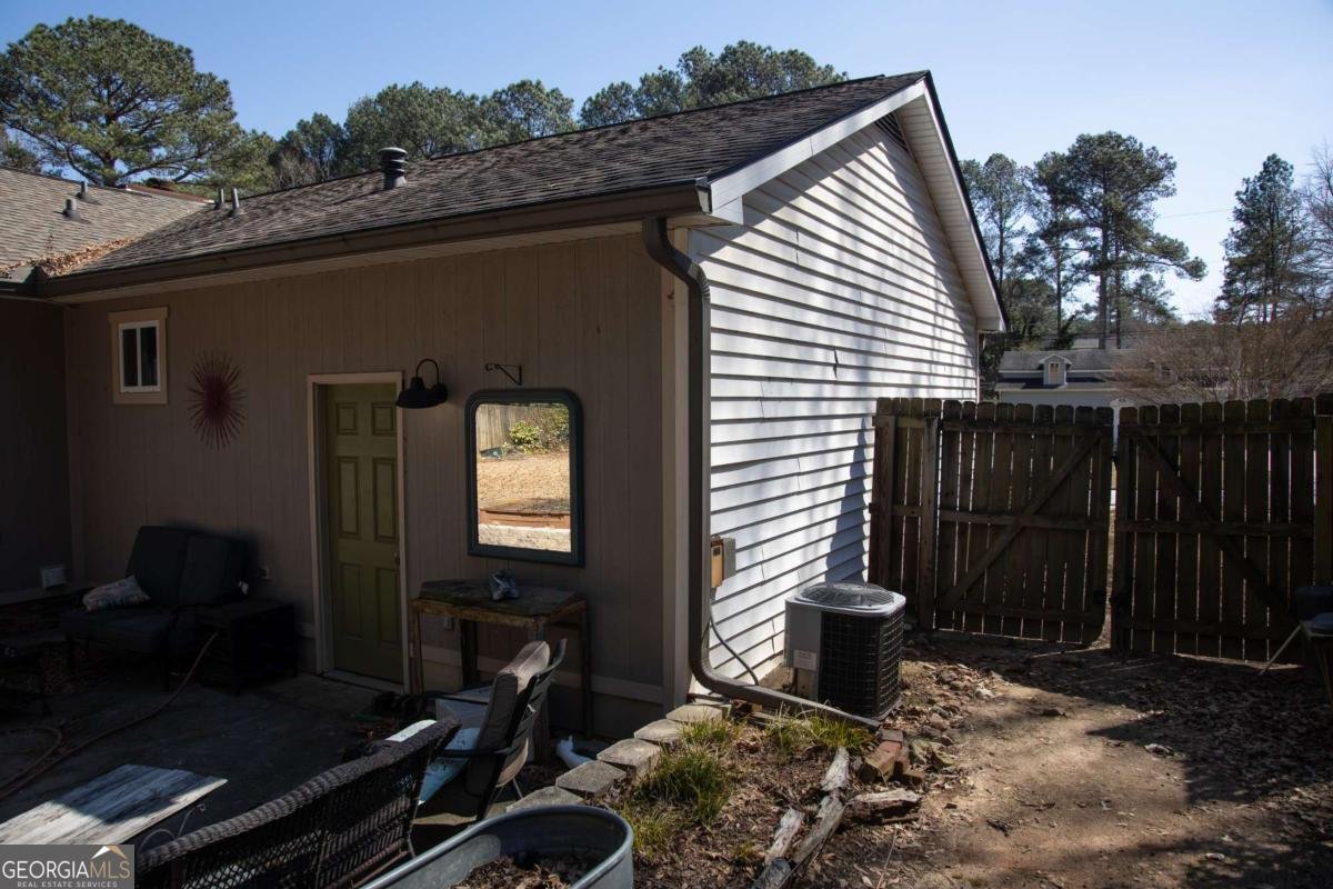 1821 Rose Garden Lane Loganville - Photo 9