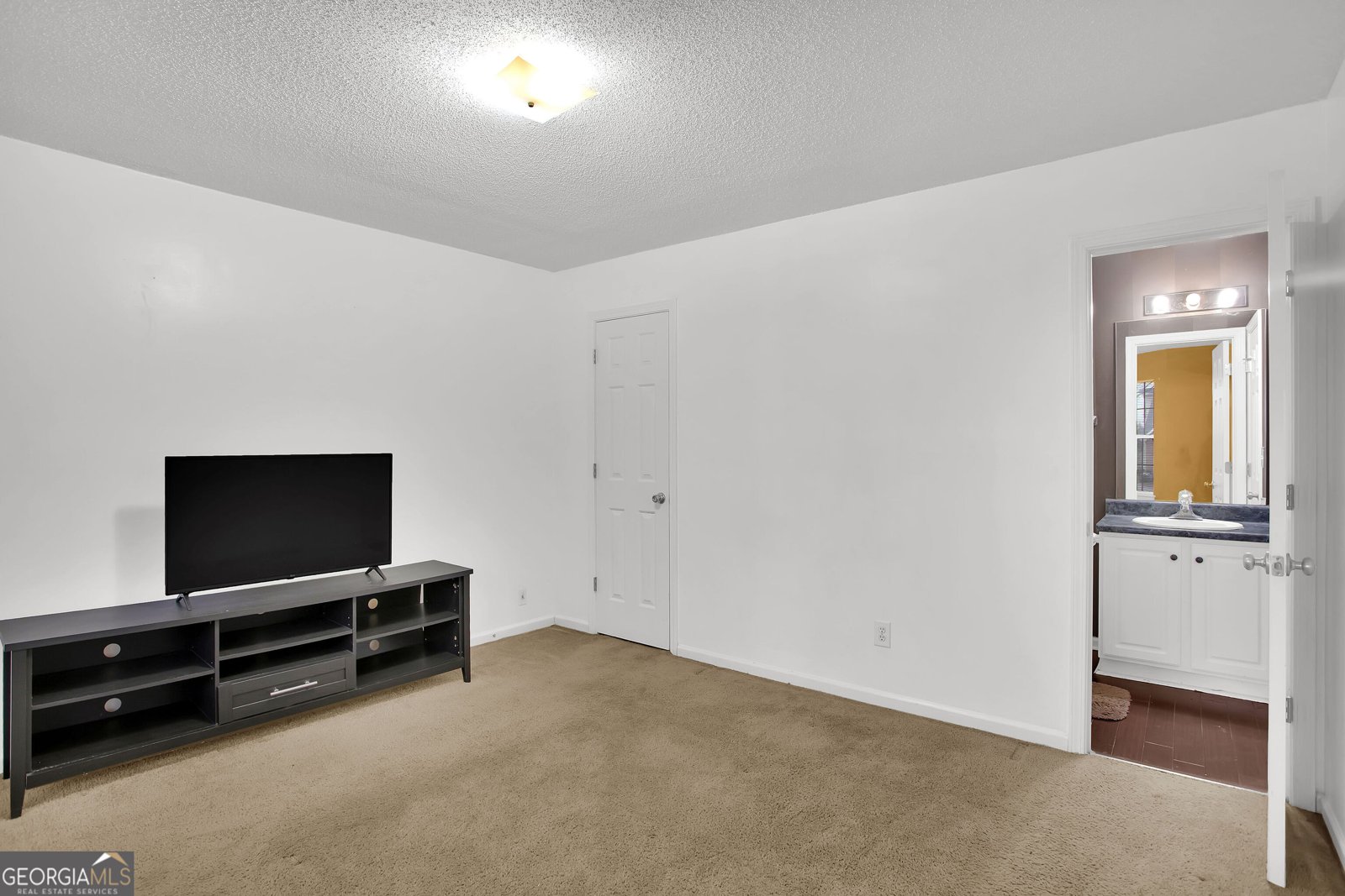 6182 Swabia Court Stone Mountain - Photo 10