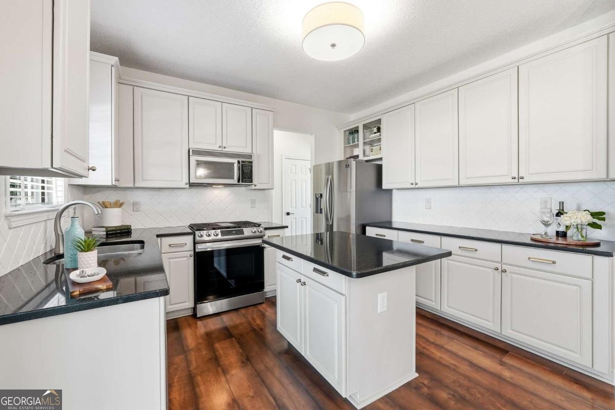 2390 Lunetta Lane Alpharetta - Photo 8