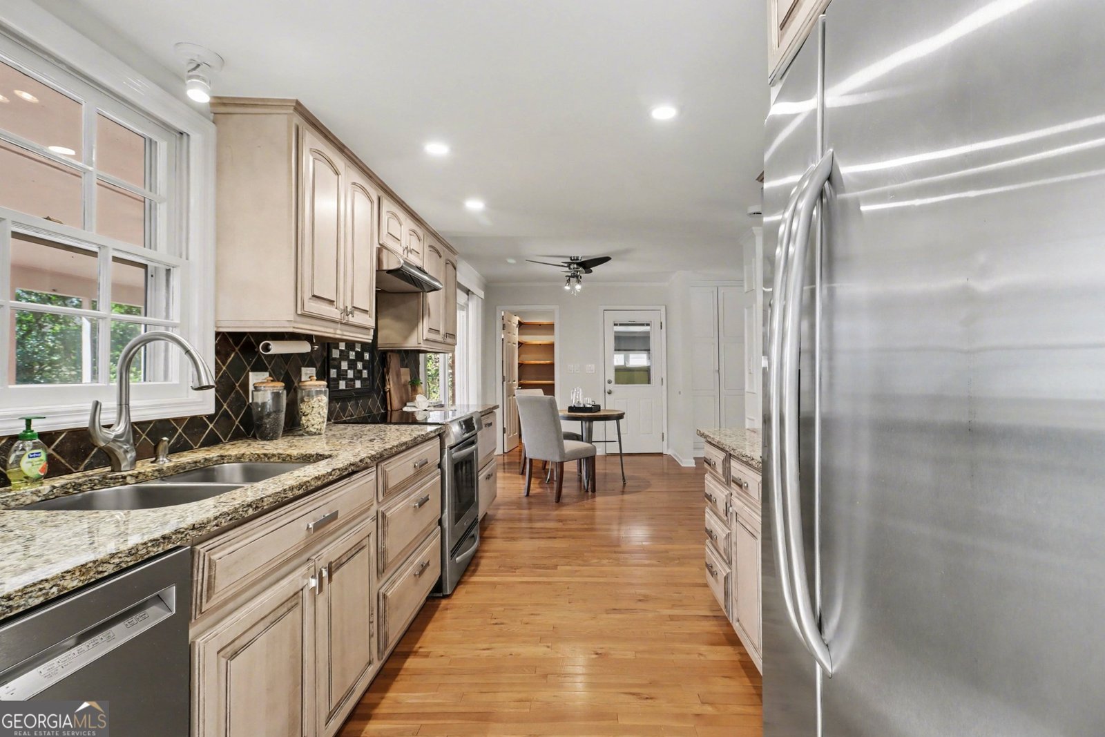 2820 Briarglen Dr Atlanta - Photo 9