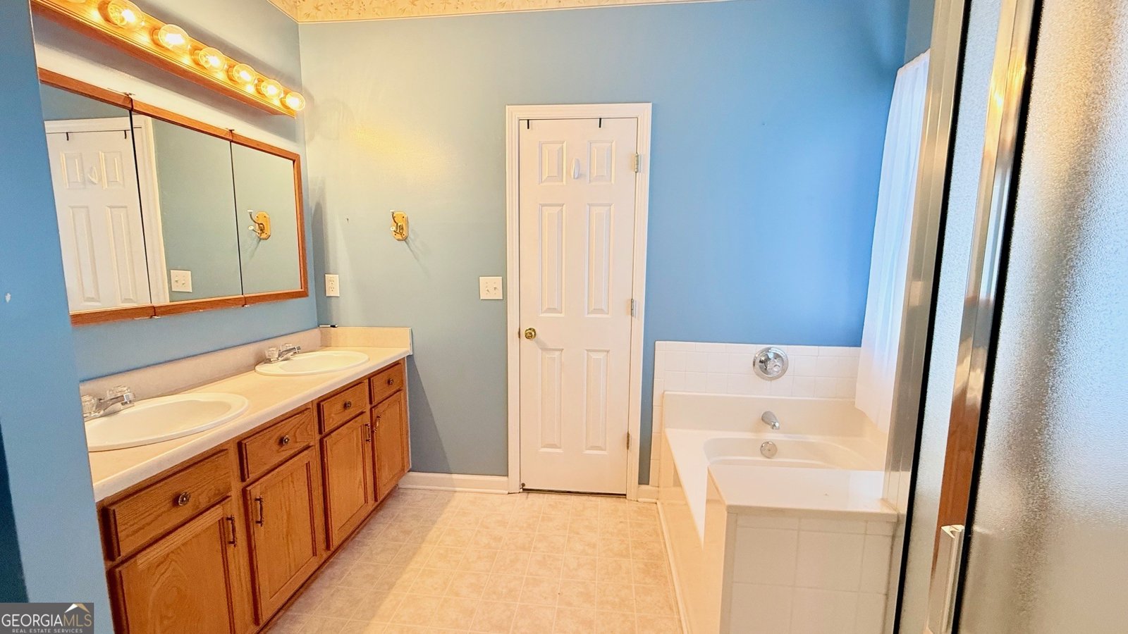 4651 Crawford Oaks Drive Oakwood - Photo 14