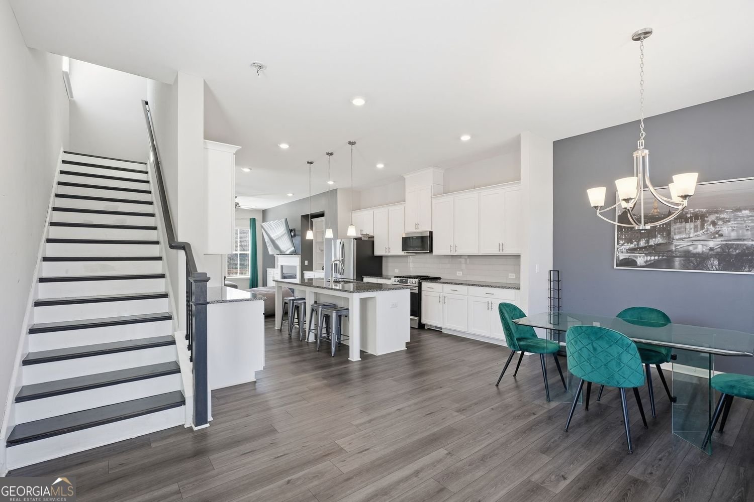 3317 Park Pointe Circle Scottdale - Photo 7