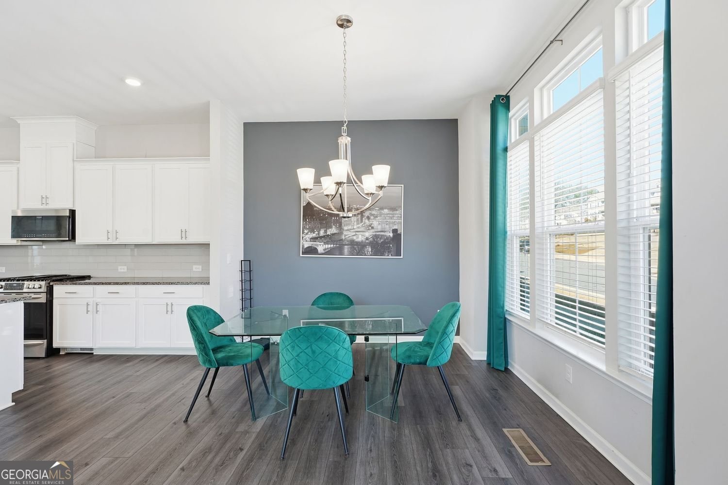 3317 Park Pointe Circle Scottdale - Photo 8