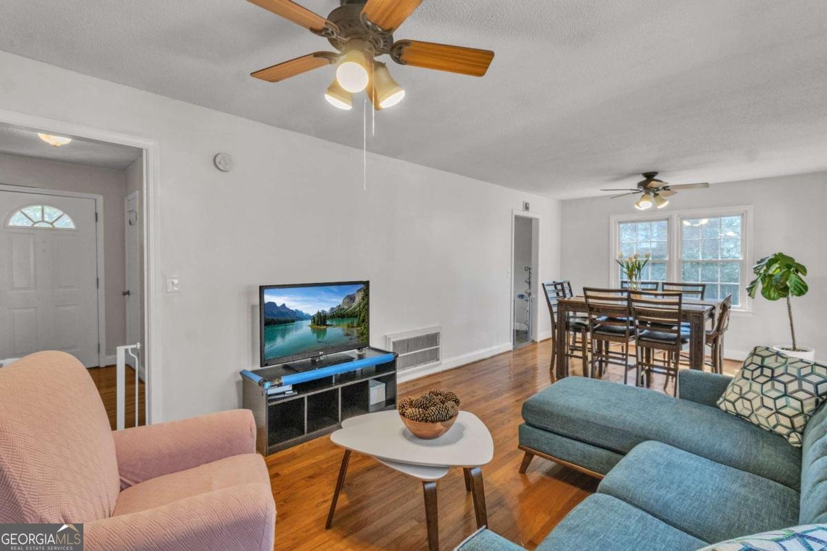 405 STRAWBERRY LANE Lindale - Photo 6