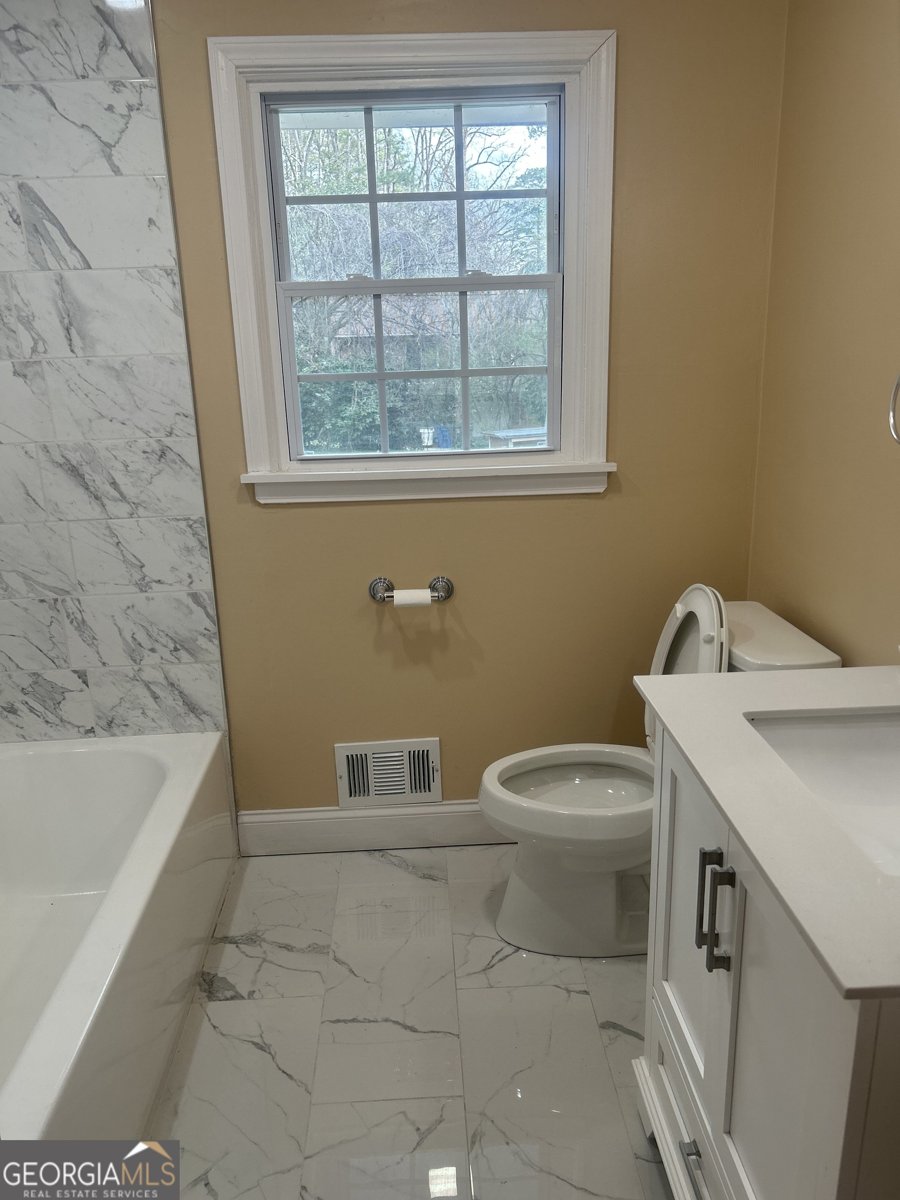 2362 Maxwell Drive Atlanta - Photo 12