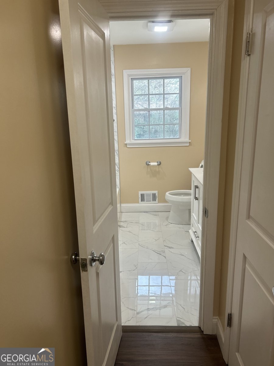 2362 Maxwell Drive Atlanta - Photo 14