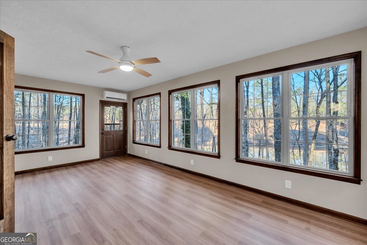 204 Creekside Drive Gray - Photo 18