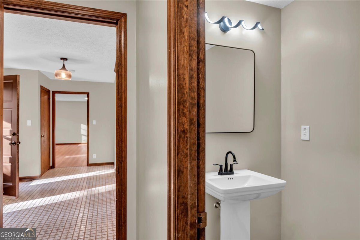 204 Creekside Drive Gray - Photo 40